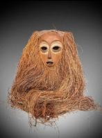 Afrikaanse handwerk Hout, stro Antieke zeldzame masker -