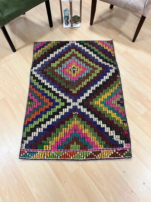 Fait main authentique - Kelim - 88 cm - 132 cm, Antiek en Kunst, Kunst | Designobjecten