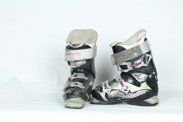 Refurbished - Skischoenen - Tecnica RT black pink -, Sport en Fitness, Skiën en Langlaufen, Ski, Schoenen, Gebruikt, Overige merken