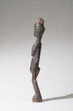 Une sculpture en bois - Lobi - Burkina Faso (Sans Prix de