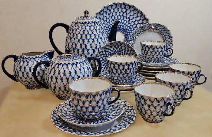 Koffieservies (16) - Porselein, Antiek en Kunst, Antiek | Meubels | Tafels