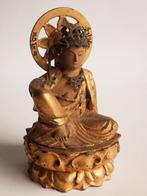 Standbeeld, boeddhistisch standbeeld - Gelakt hout, Hout -, Antiek en Kunst