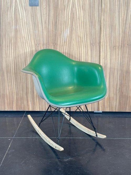 Herman Miller, Vitra - Charles Eames, Ray Eames - Chaise à, Antiek en Kunst, Antiek | Meubels | Stoelen en Sofa's