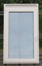 pvc raam , chassis , venster 83 x 141 creme / zwartblauw, Ophalen of Verzenden