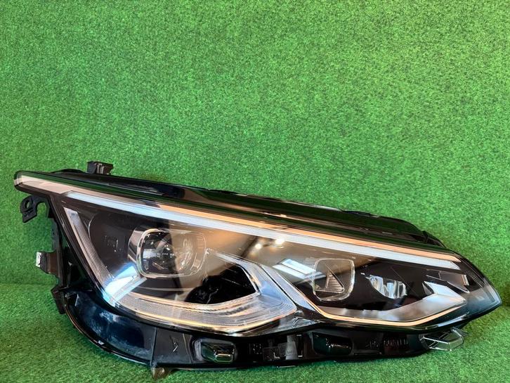Phare av. droit Volkswagen Golf VIII 2019 - 2024 Full LED, Auto-onderdelen, Verlichting, Ophalen