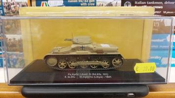 Brand Unknown 1:43 - Model militair voertuig (3) - 3x Carro beschikbaar voor biedingen