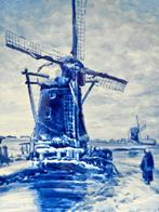 De Porceleyne Fles, Delft - Signed naar L. Apol - Bord -, Antiek en Kunst