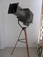 Lampadaire trépied - Métal
