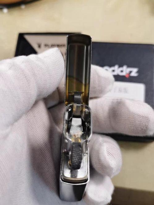 Zippo - Zippo - Zonder Minimumprijs - Aansteker - Staal, Verzamelen, Rookartikelen, Aanstekers en Luciferdoosjes
