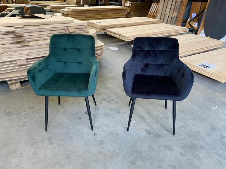 Armstoel KICK collections velvet, black / green (nieuw), Huis en Inrichting, Stoelen, Nieuw, Metaal, Stof