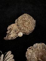 Zilver, Magnifieke van 4 antieke zilveren filigree broches –, Antiek en Kunst