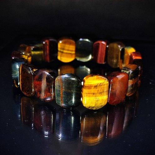 Prachtige natuurlijke veelkleurige tijgeroogarmband in, Verzamelen, Mineralen en Fossielen