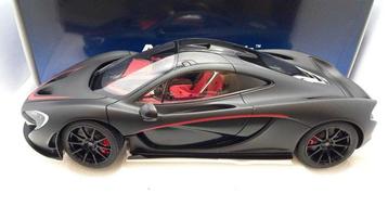 Autoart 1:12 - Modelauto - McLaren P1 - (cod.D48), Nieuw
