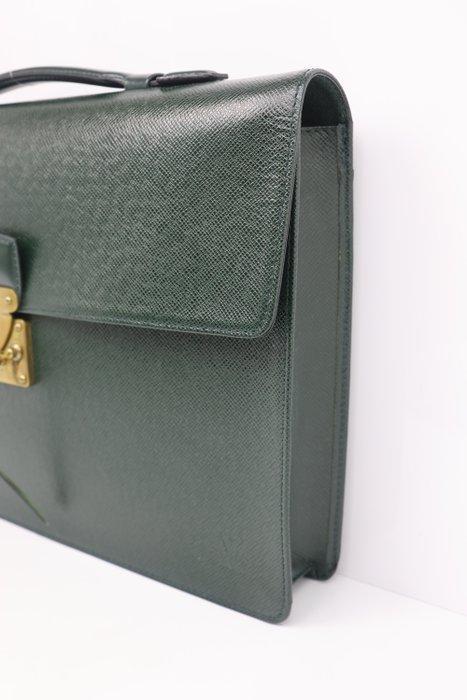 Louis Vuitton - Taiga Serviette Clado Briefcase -, Handtassen en Accessoires, Tassen | Damestassen