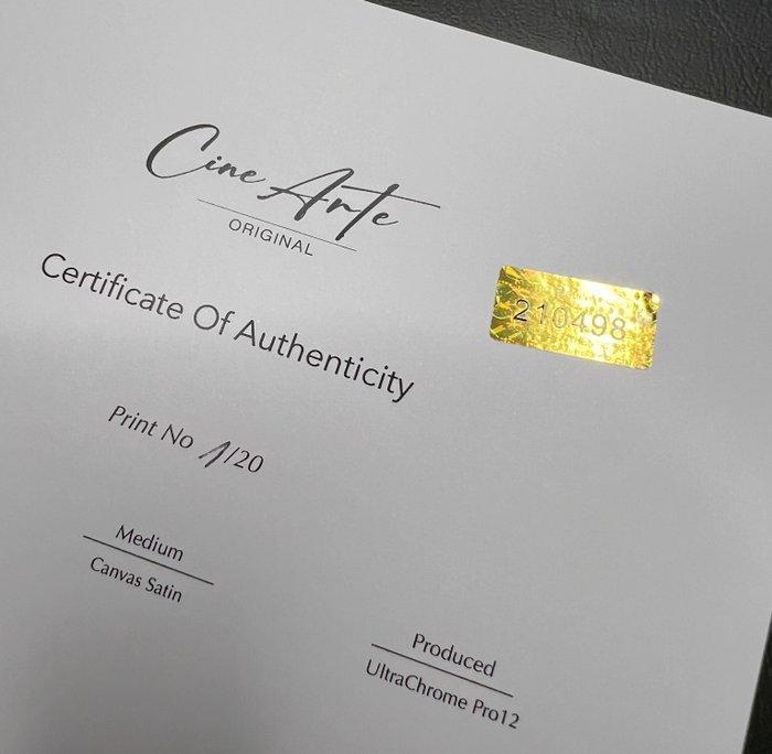 Roger Moore - James Bond 007 - XXL Fine Art Photography on, Verzamelen, Film en Tv