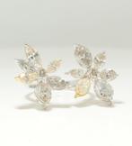 Bague tendance - 14 carats Or blanc -  4.66ct. tw. Diamant