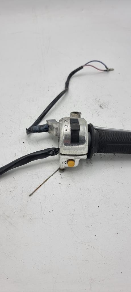 Keeway Milan stuurschakelaar rechts, Vélos & Vélomoteurs, Pièces de cyclomoteur | Scooters, Enlèvement ou Envoi