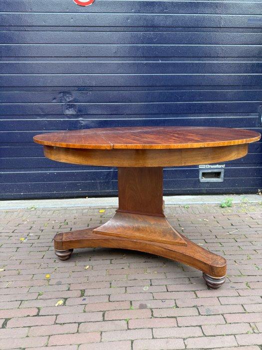 ambachtelijk gemaakt - Eettafel - zware monumentale vorm -, Antiek en Kunst, Antiek | Overige Antiek