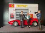 Modelcar - 1:18 - Diorama Ferrari service dealer Ferrari 308, Hobby en Vrije tijd, Nieuw