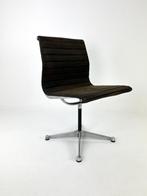 Herman Miller - Ray Eames, Charles Eames - Stoel - EA108 -