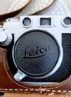 Leica IIIf camera with an Elmar 5cm f/3.5 lens Analoge