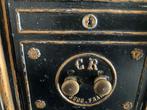 CR - Speelgoed - French GR SCDG Metal Doll Safe - 1850-1900