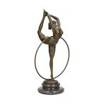 Sculpture, Ballerina met hoepel - 40 cm - Bronze