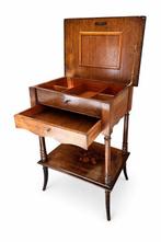 Table dappoint - Noyer - Travailleuse ancienne - H : 77 cm, Antiquités & Art