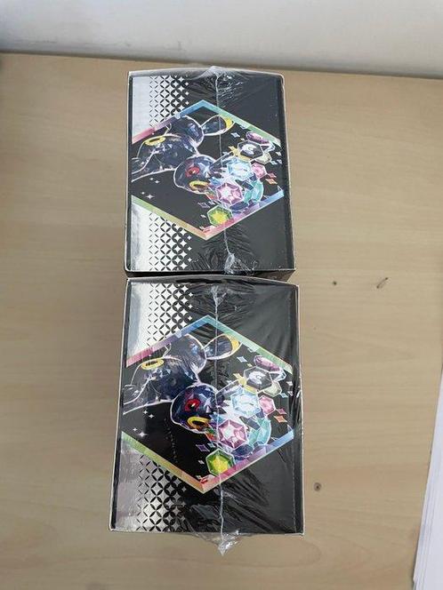 Pokémon - 2 Box - Collezione con sorpresa SV8.5 Scarlatto e, Hobby en Vrije tijd, Verzamelkaartspellen | Pokémon