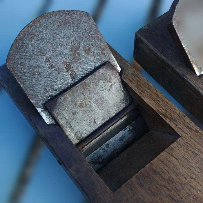 Werkgereedschap (2) Vintage - Timmermansschaven (Kanna, Antiek en Kunst, Antiek | Speelgoed