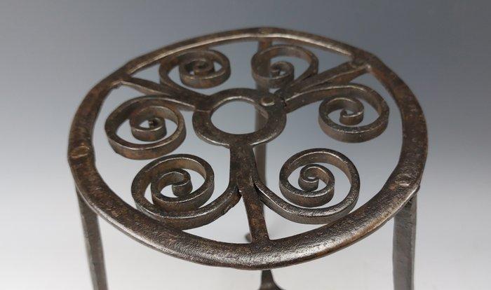 Trivet - Standaard - Smeedijzer, Antiek en Kunst, Antiek | Overige Antiek
