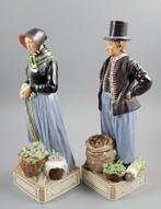 Royal Copenhagen - Figurine - Pair of Amager Market Costume