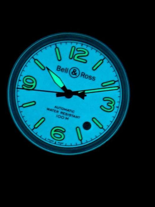 Bell & Ross - BR V2-92 Full Lum Limited Edition Automatic, Handtassen en Accessoires, Horloges | Heren