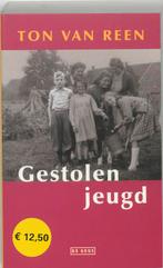 Gestolen jeugd 9789044502053 Ton van Reen, Boeken, Romans, Verzenden, Zo goed als nieuw, Ton van Reen