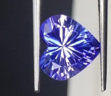 Bleu, Violet Tanzanite - 3.11 ct - International Gemological