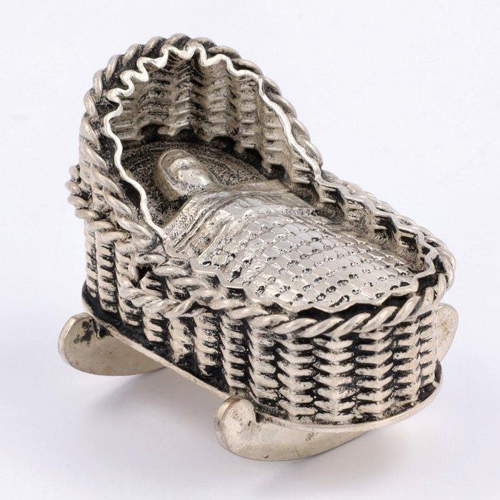 NO RESERVE - H. Hooijkaas - Miniatuur Wieg - Beeldje - .835, Antiek en Kunst, Antiek | Zilver en Goud