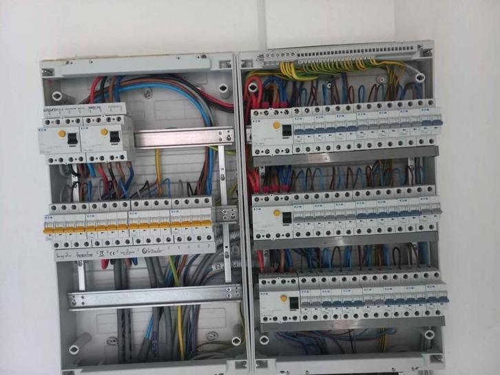 Électricien et chauffagiste  agréé 0486059083, Services & Professionnels, Électriciens, Service 24h/24, Garantie