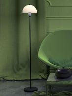 Herstal - Lampadaire - Vienda - Noire/Opale - Acier, Verre -
