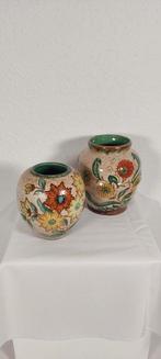 Gouda Holland - Vase (2) - Céramique - Motifs floraux