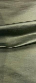 Prachtige zijden satijn, gestructureerd, olijfgroen