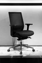Nieuwe ergonomische bureaustoelen EN 1335, Zwart, Nieuw, Ophalen of Verzenden, Bureaustoel