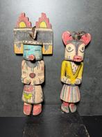 2 Poppen in de stijl van de Hopi-kachina (Zonder, Antiek en Kunst