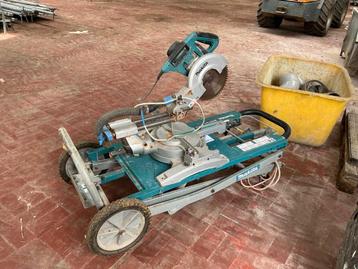 2010 Makita LS1018L onderstel met afkortzaag beschikbaar voor biedingen