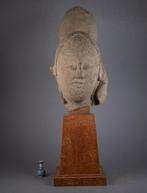 Finely carved Exceptional Head of Mythological Figure, With, Antiek en Kunst