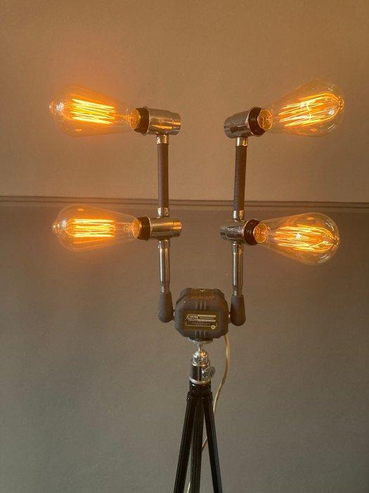 Lamp - Mayfair - Bakeliet, Staal, Antiek en Kunst, Antiek | Wandborden en Tegels