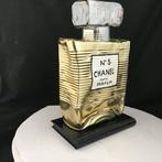 Norman Gekko (XX-XXI) - BIG Crushed Chanel N.5 Gold Edition