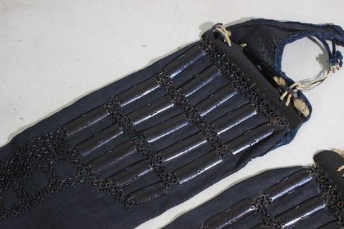 Armure - Japon - 5 Hon Shino Kote : E2-862 Période Edo, Antiek en Kunst, Antiek | Overige Antiek