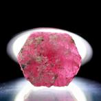 Natuurlijk & Fancy, levendig roze robijnkristal • 1,74 ct •