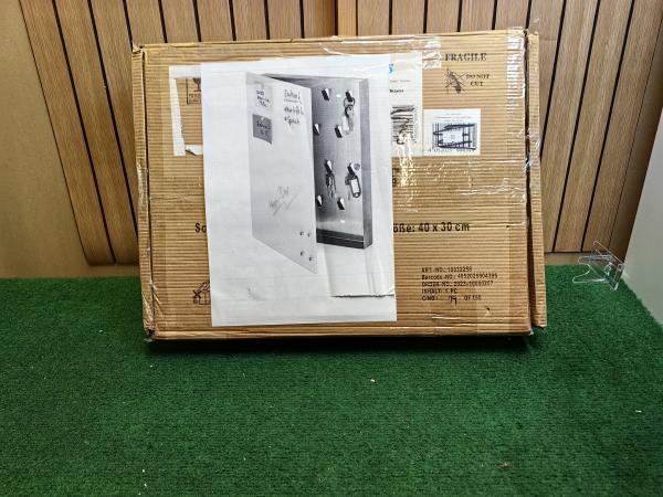 Veiling - Sleutelkastje met Magneetbord, 14 Haken, 6 Magnete, Huis en Inrichting, Kasten | Lockerkasten