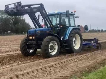 Ford 7840 SL landbouwtractor met diepwoeler en rol beschikbaar voor biedingen